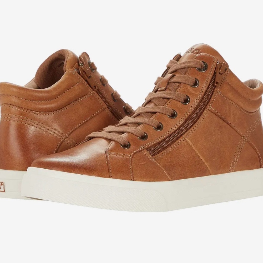 Taos WINNER Women’s High-Top Casual Sneakers with Side Zip in Caramel
